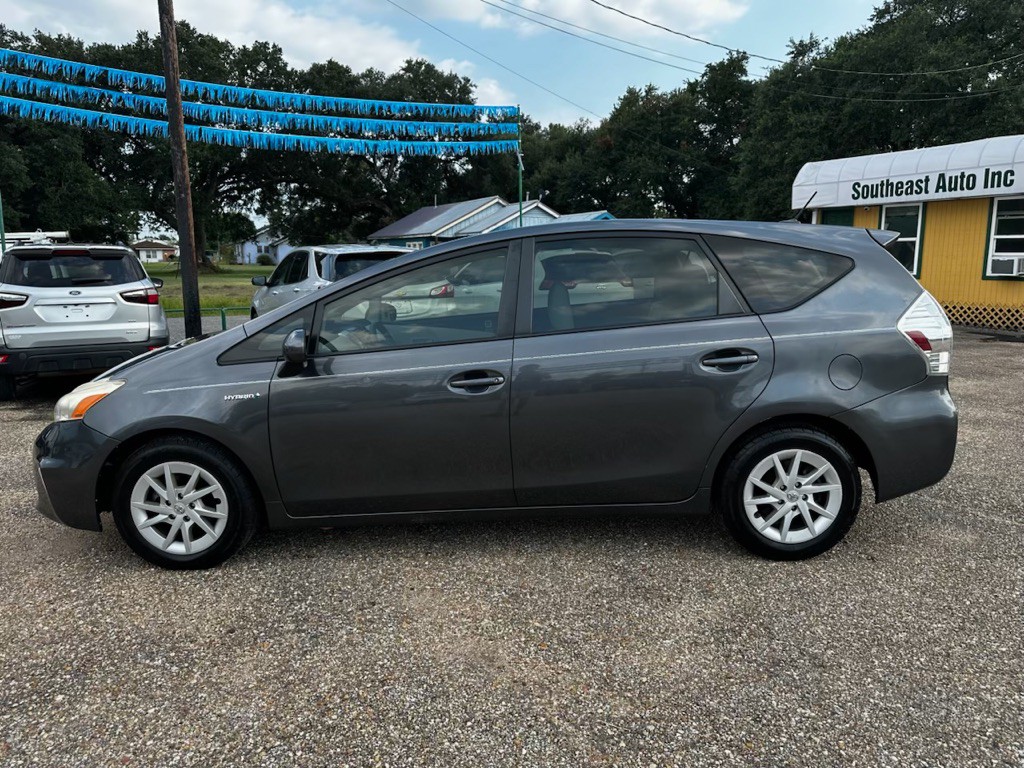 2012 Toyota Prius Image 36