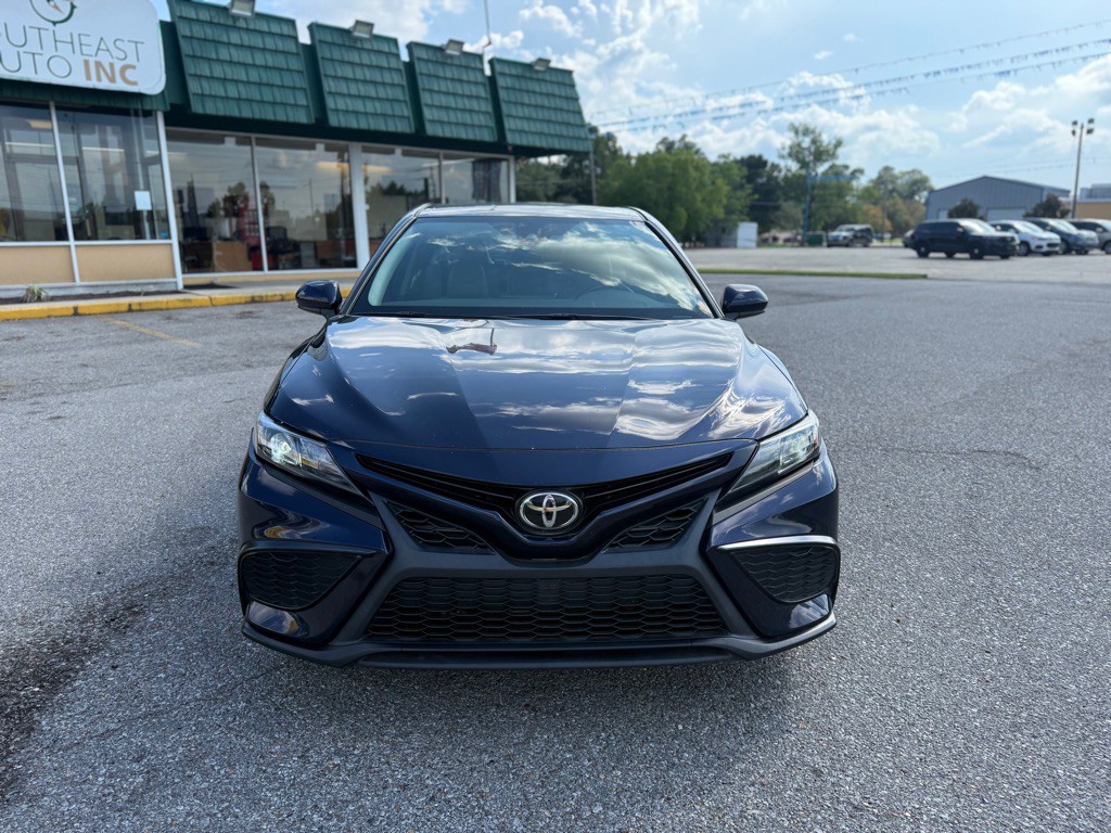 2021 Toyota Camry Image 2