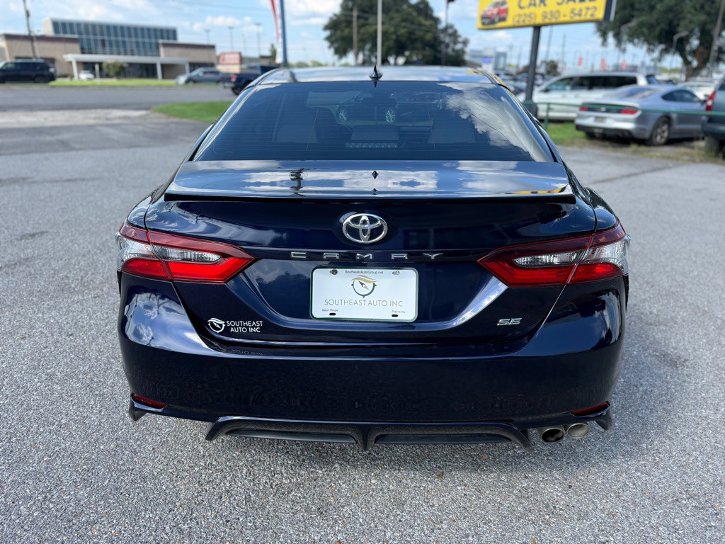 2021 Toyota Camry Image 6