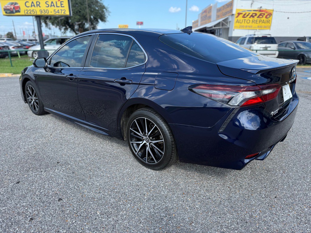 2021 Toyota Camry Image 7