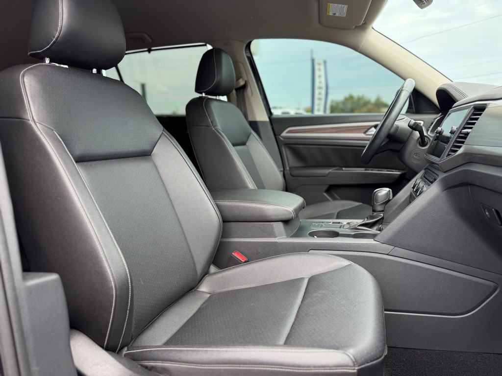 2021 Volkswagen Atlas Image 17