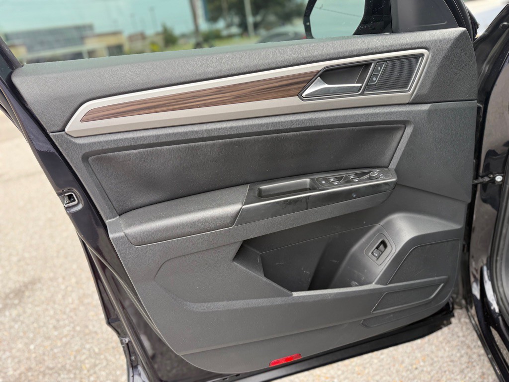 2021 Volkswagen Atlas Image 27
