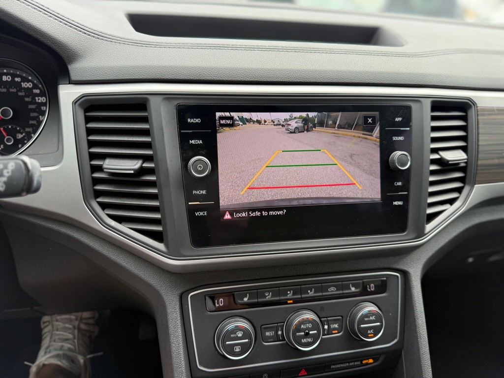 2021 Volkswagen Atlas Image 30