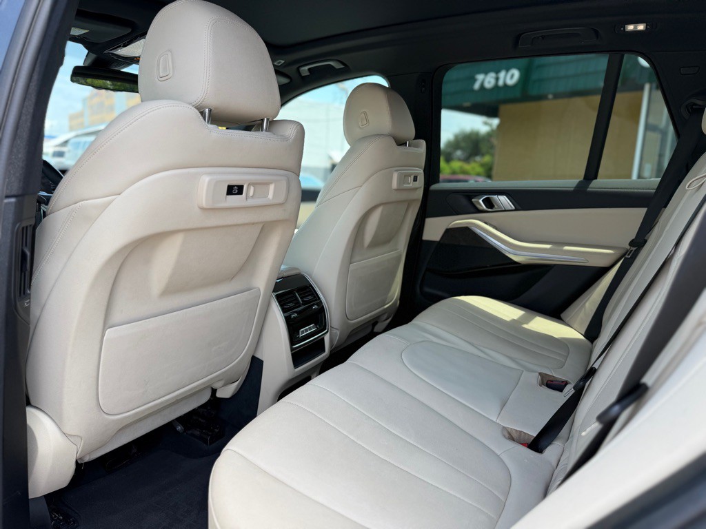 2022 BMW X5 Image 13