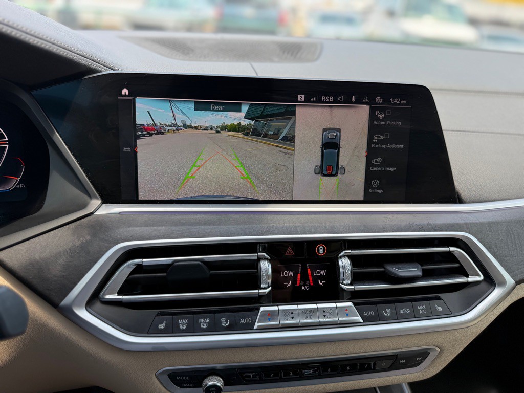 2022 BMW X5 Image 27