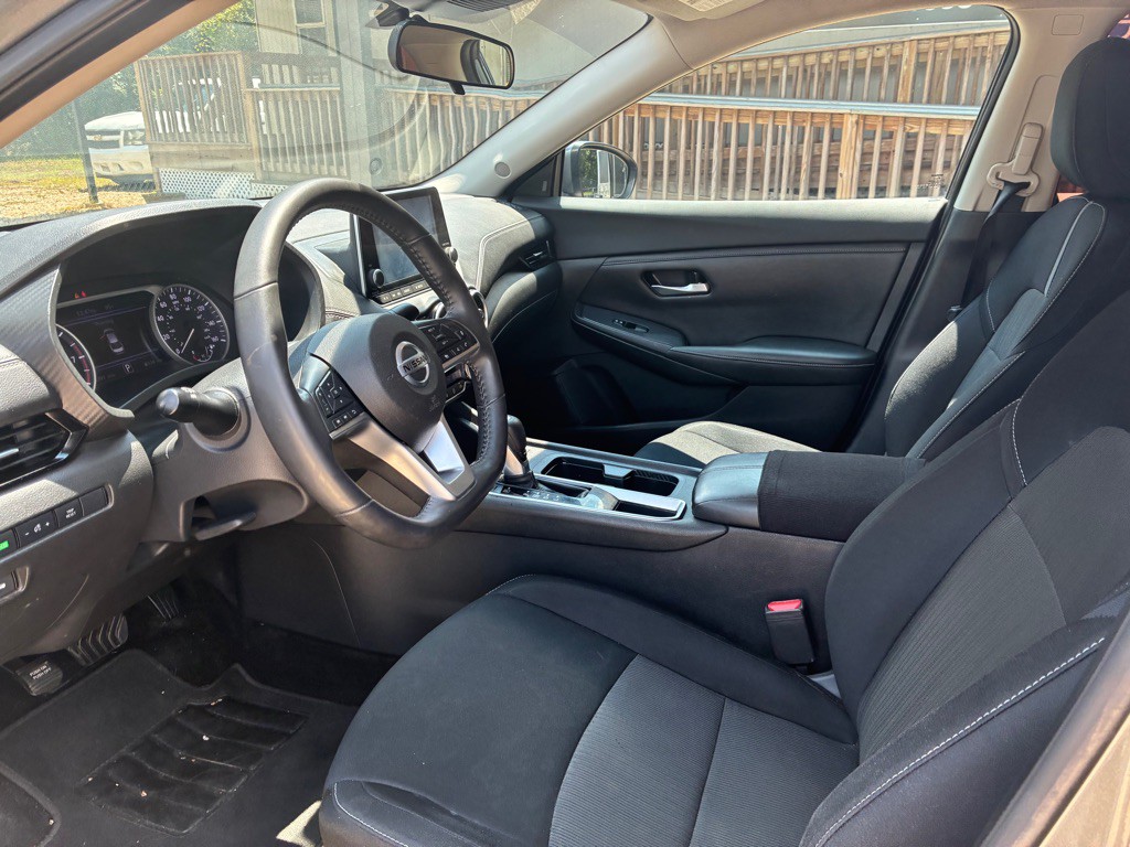 2021 Nissan Sentra Image 9