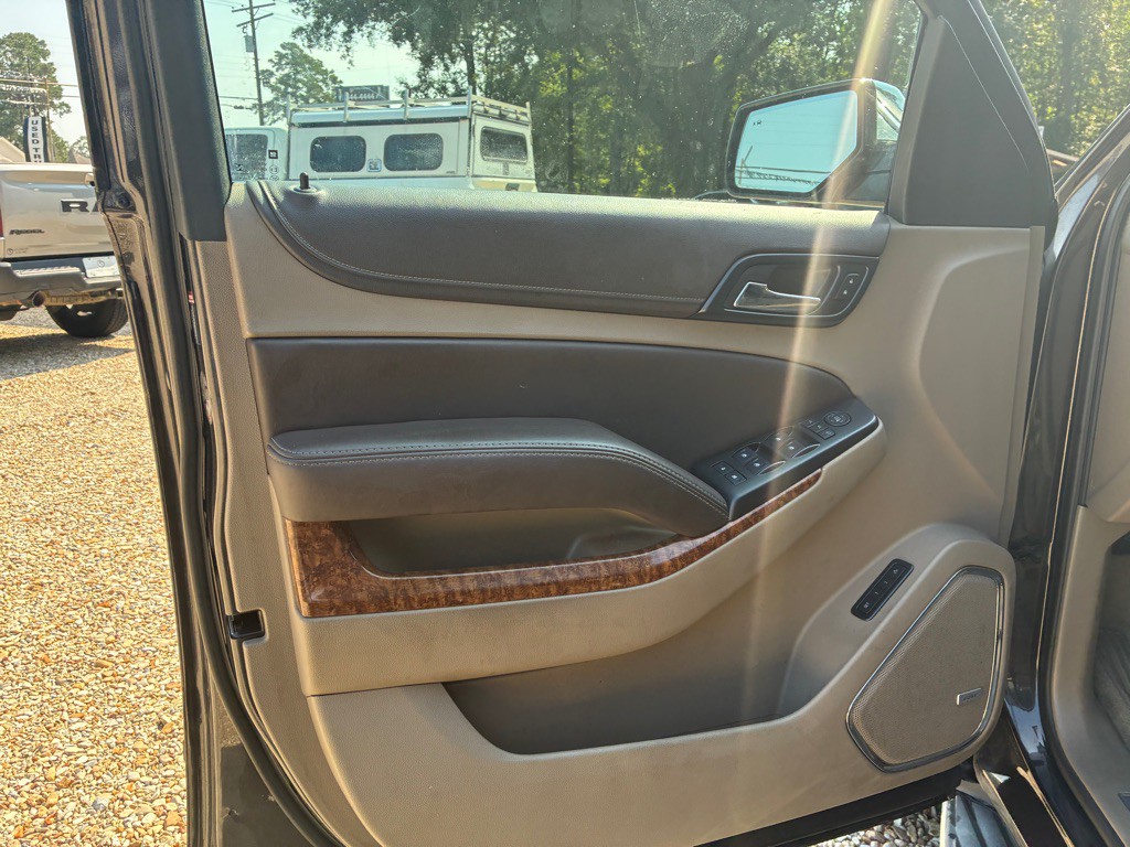 2016 Chevrolet Tahoe Image 10