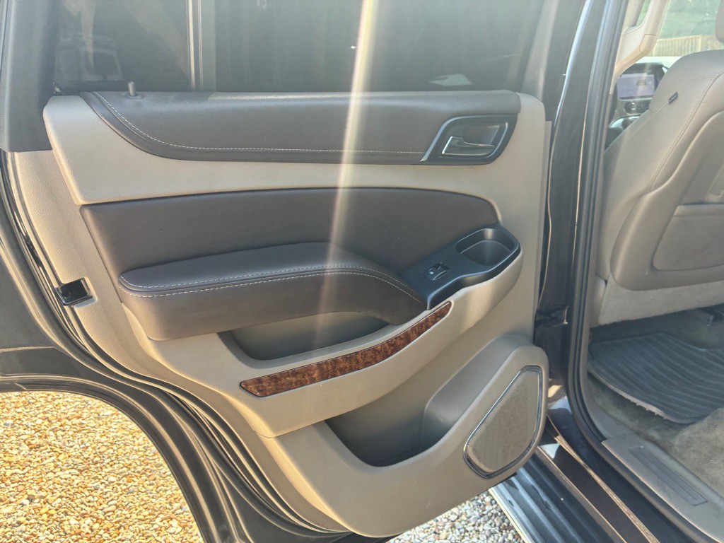 2016 Chevrolet Tahoe Image 16
