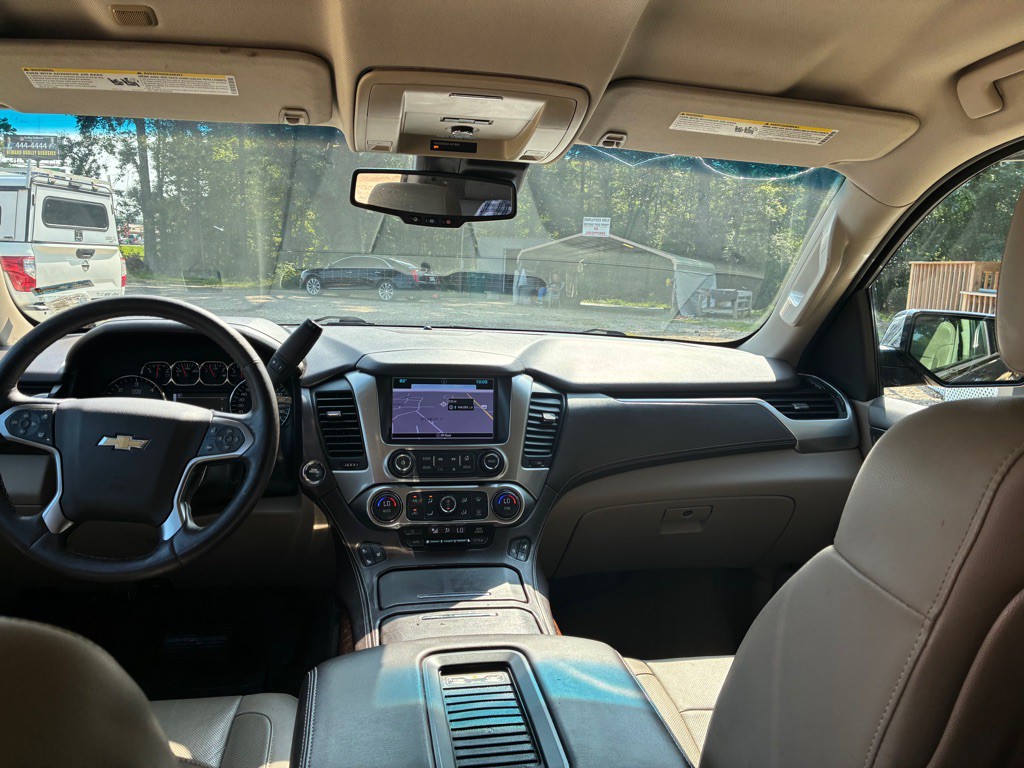 2016 Chevrolet Tahoe Image 17