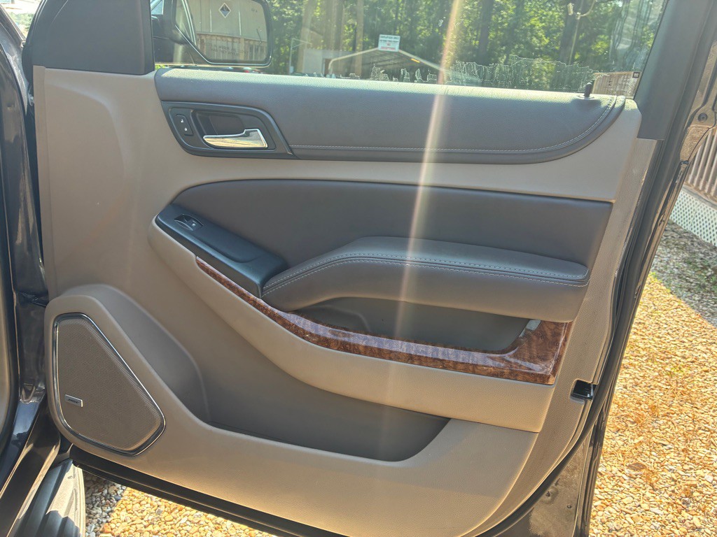 2016 Chevrolet Tahoe Image 26