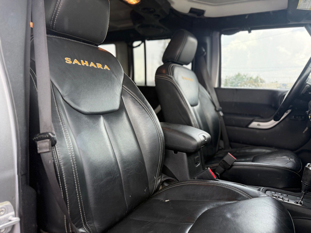 2013 Jeep Wrangler Unlimited Image 13