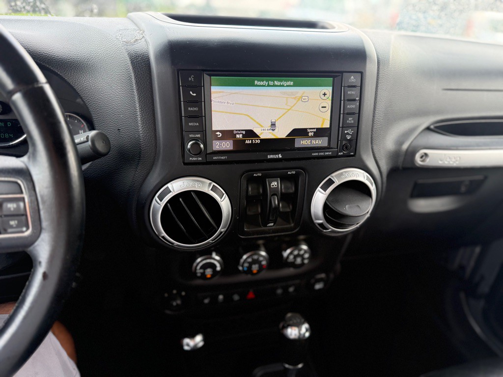 2013 Jeep Wrangler Unlimited Image 23