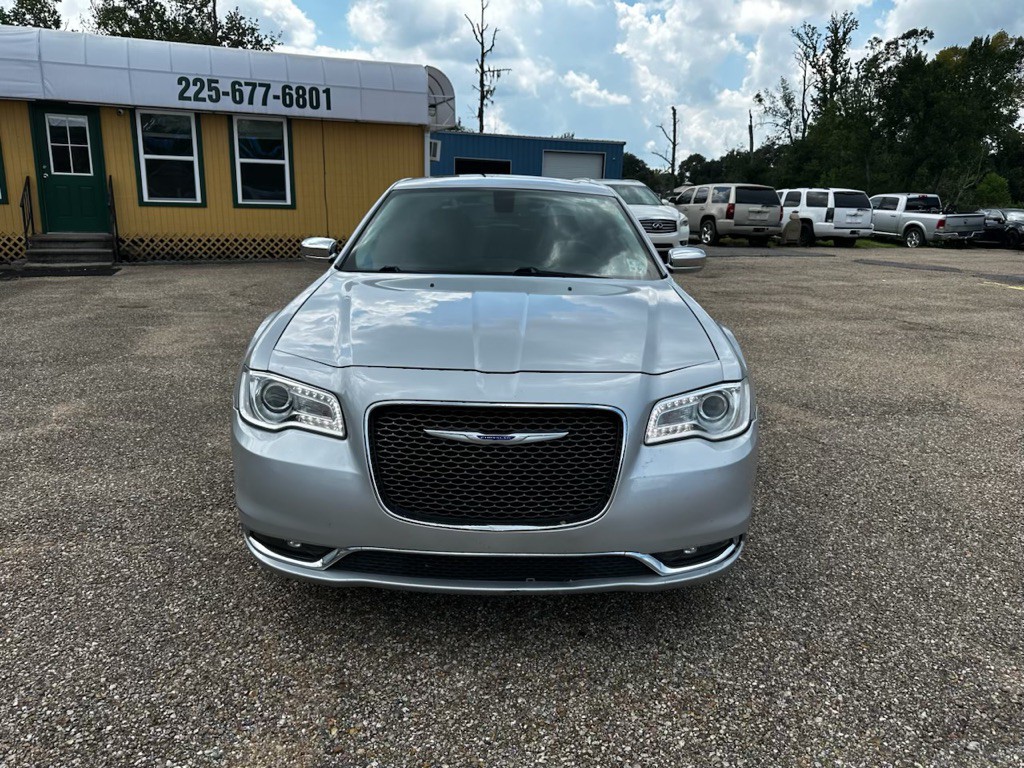 2020 Chrysler 300 Image 20