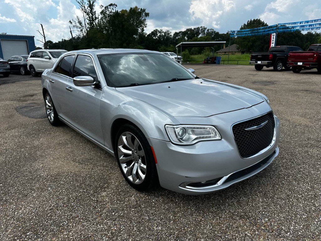 2020 Chrysler 300 Image 21