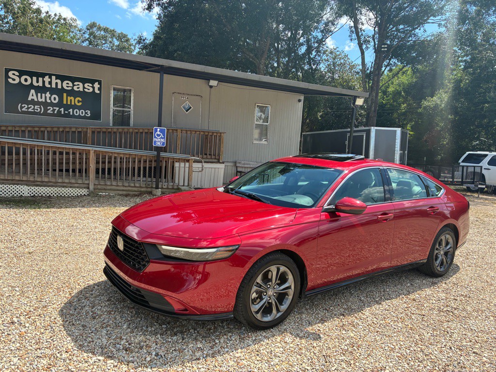 2023 Honda Accord Image 1