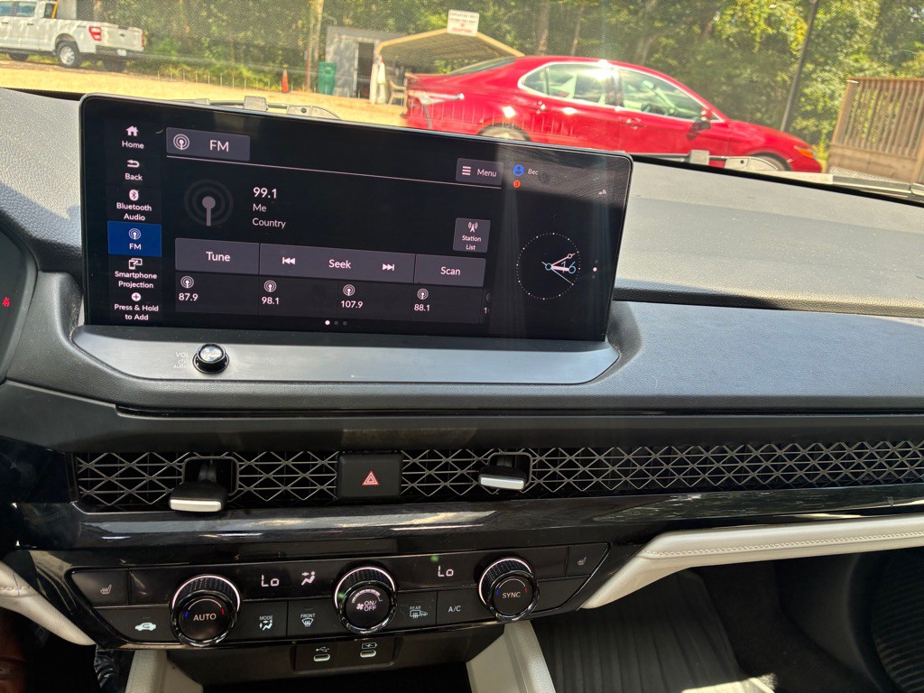 2023 Honda Accord Image 11