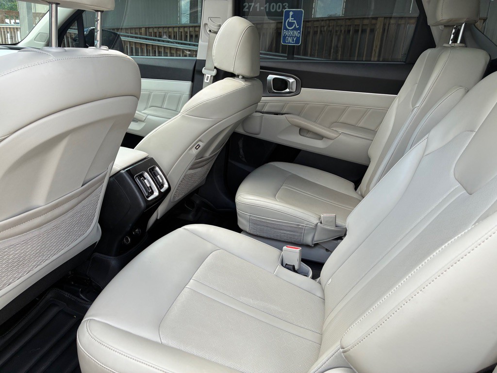 2021 Kia Sorento Image 13