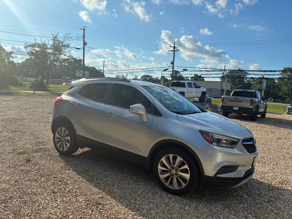 2017 Buick Enclave Image 2