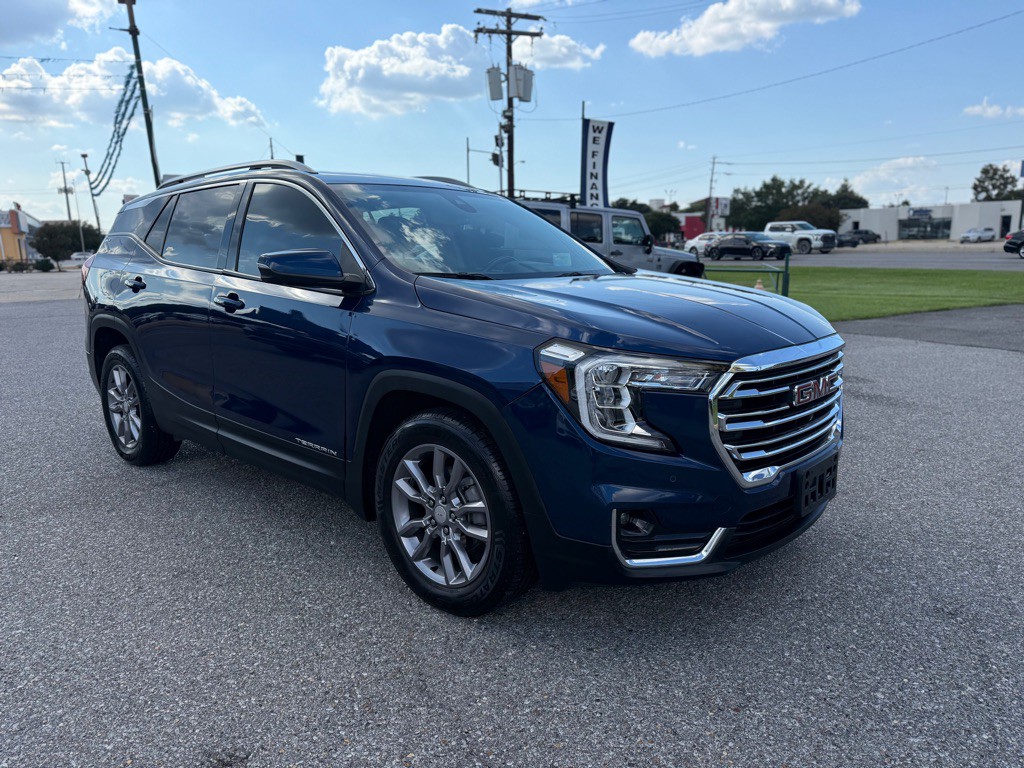 2022 GMC Terrain Image 3