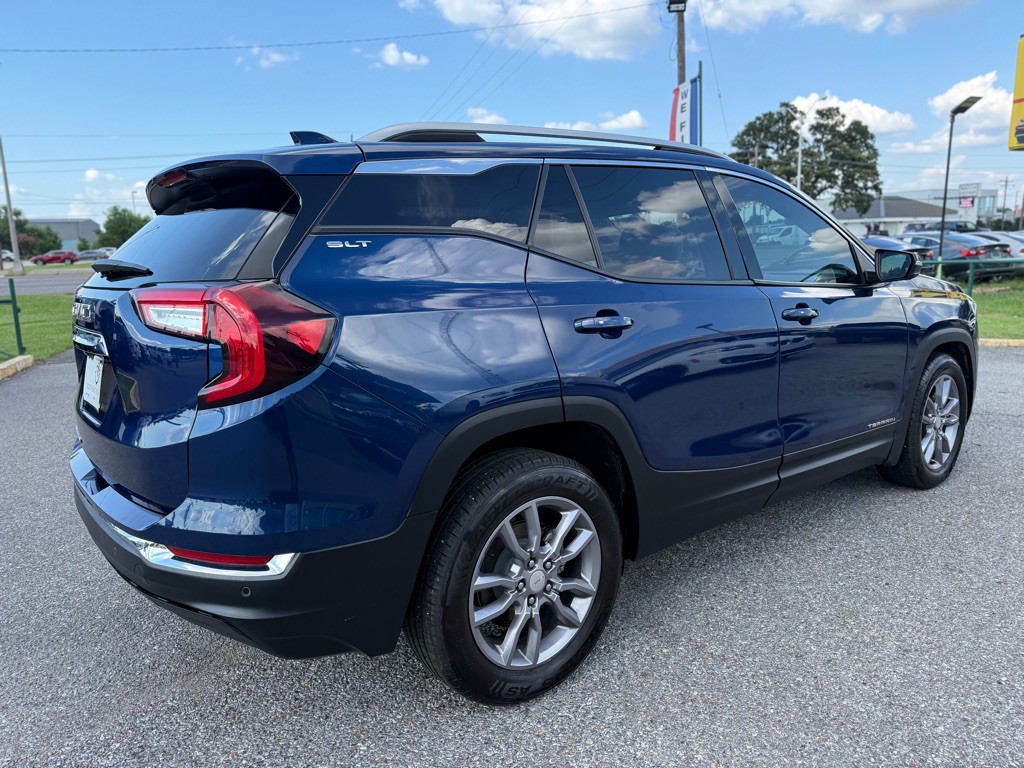 2022 GMC Terrain Image 5