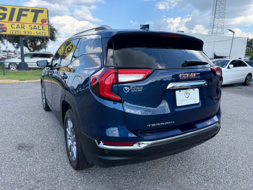 2022 GMC Terrain Image 7