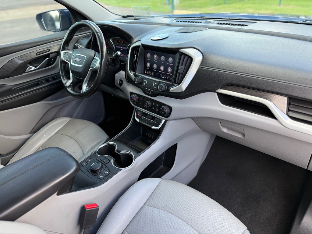 2022 GMC Terrain Image 17