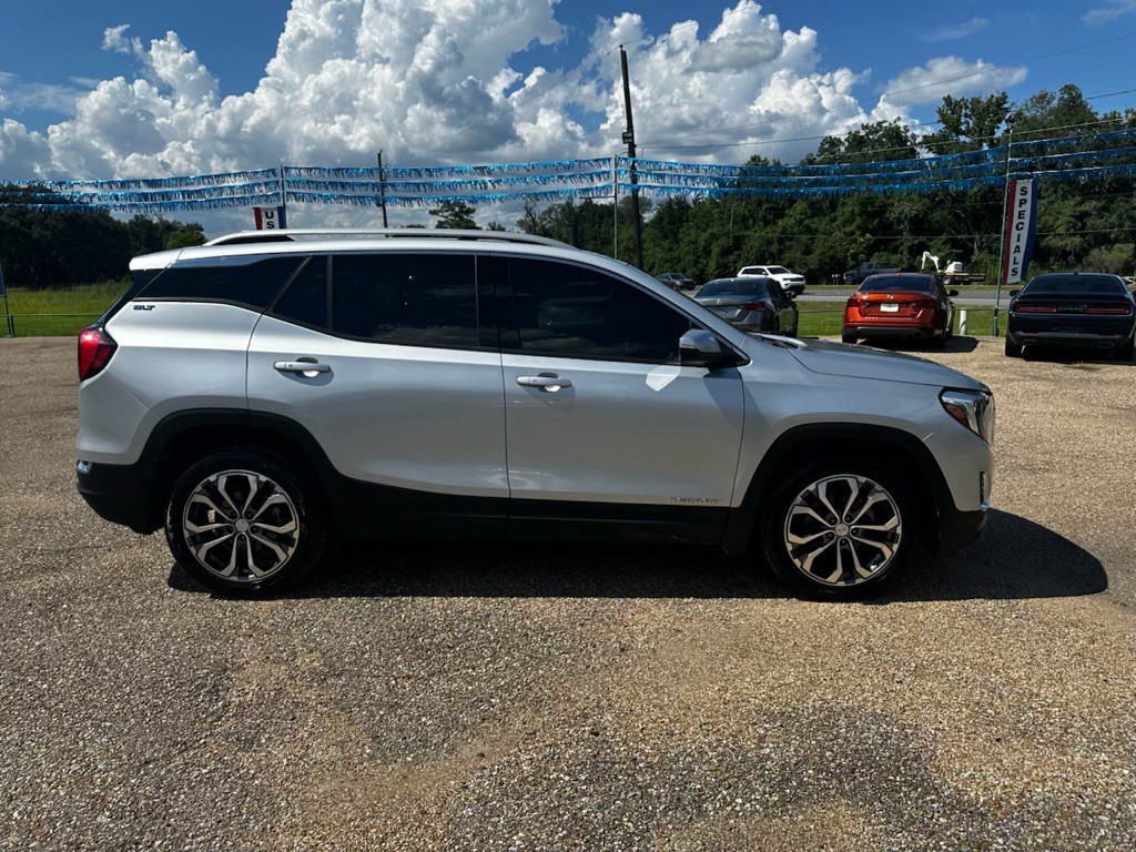 2021 GMC Terrain Image 4