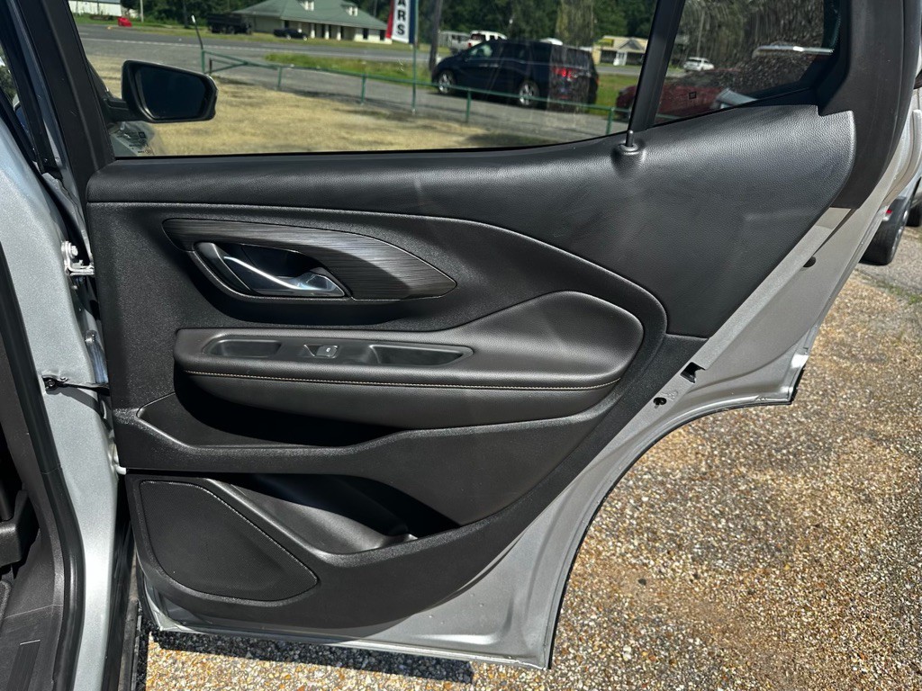 2021 GMC Terrain Image 17