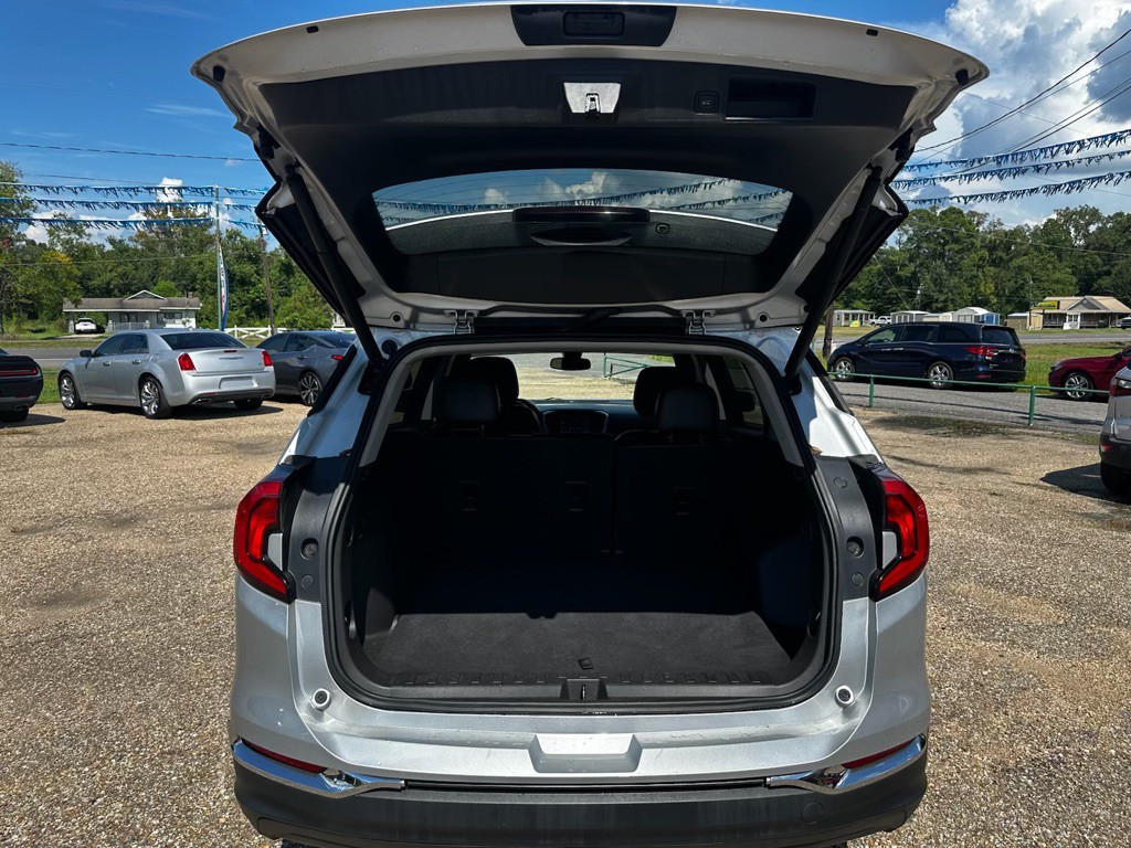 2021 GMC Terrain Image 19