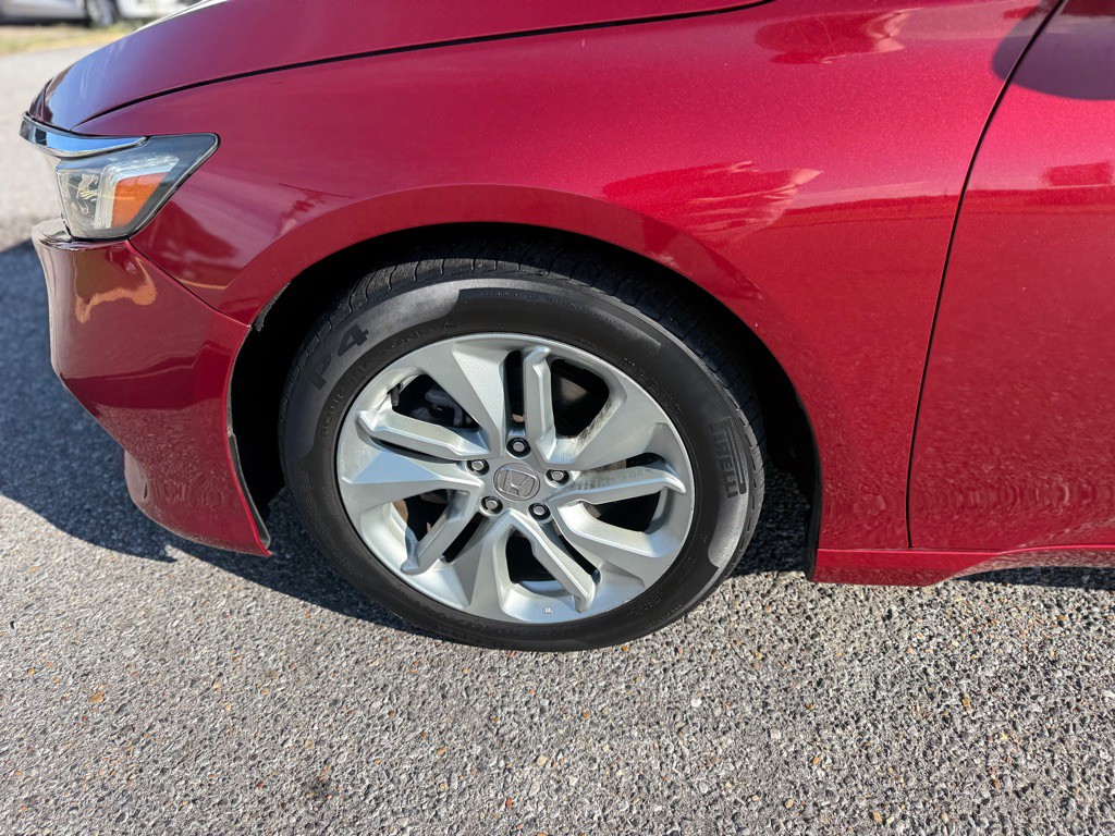 2018 Honda Accord Image 25