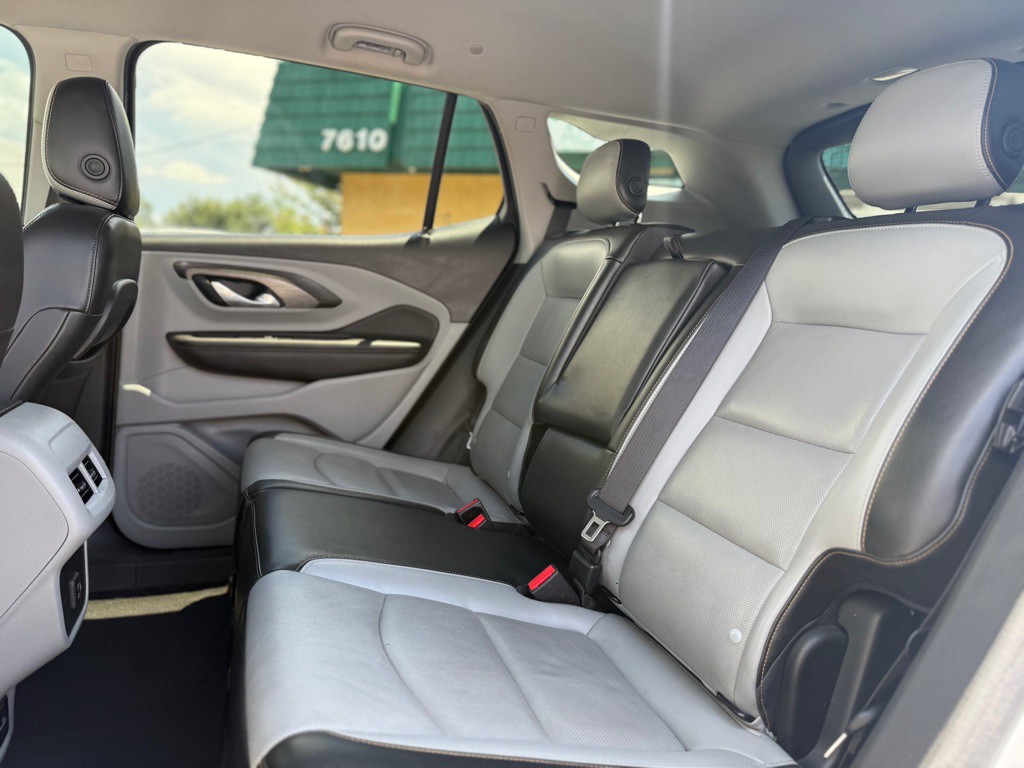 2020 GMC Terrain Image 14