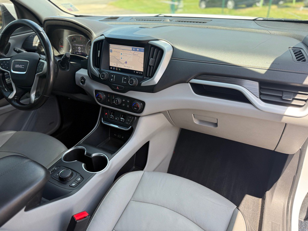 2020 GMC Terrain Image 17