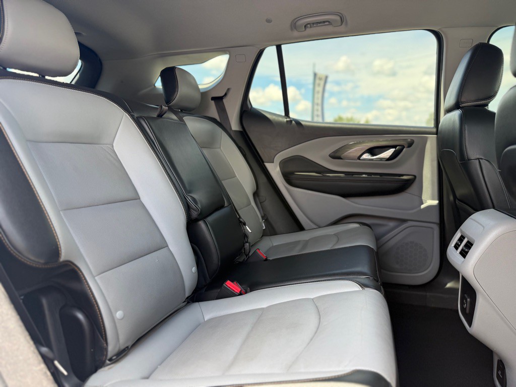 2020 GMC Terrain Image 22