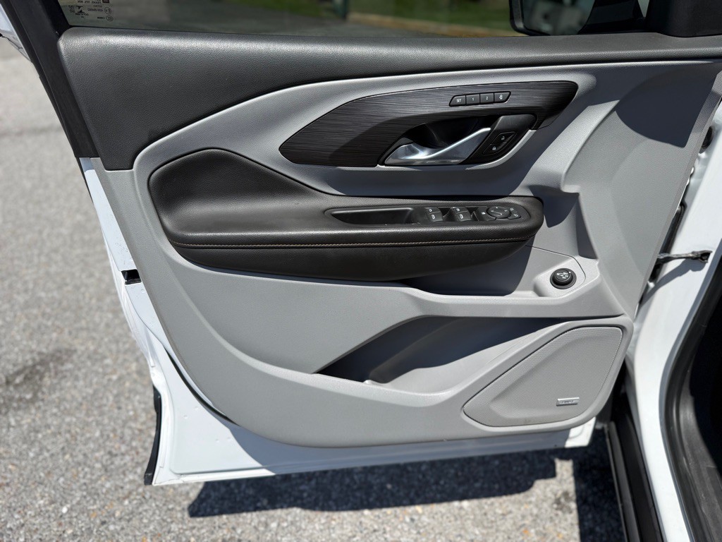 2020 GMC Terrain Image 26