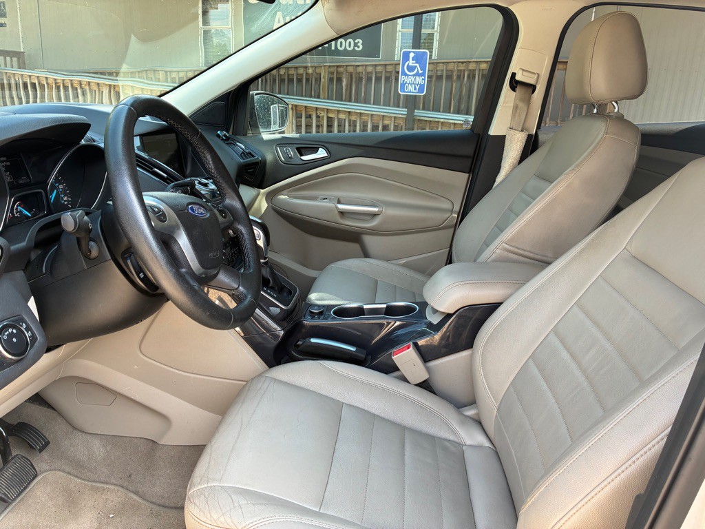 2014 Ford Escape Image 9