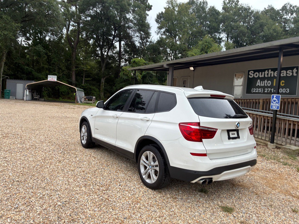 2017 BMW X3 Image 6