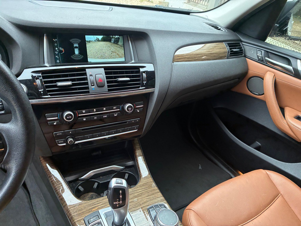 2017 BMW X3 Image 11