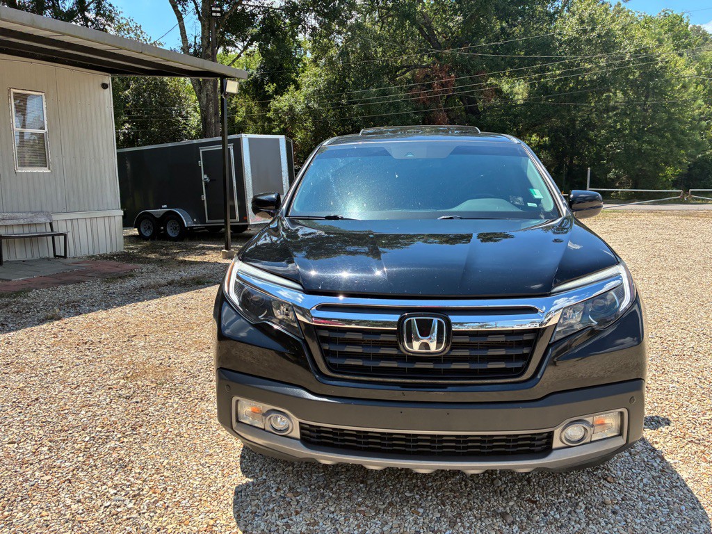 2019 Honda Ridgeline Image 2