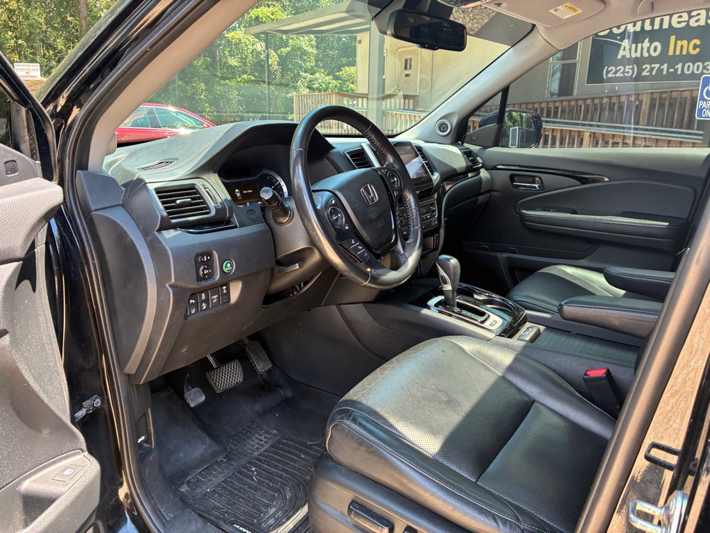 2019 Honda Ridgeline Image 9