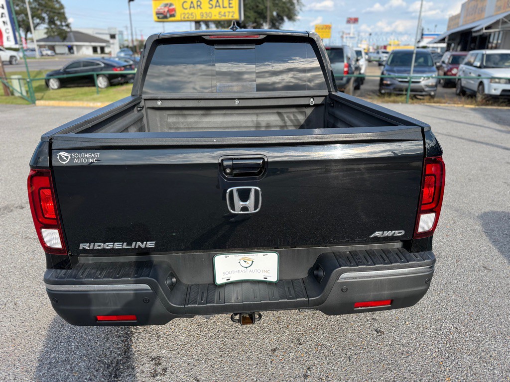 2019 Honda Ridgeline Image 6
