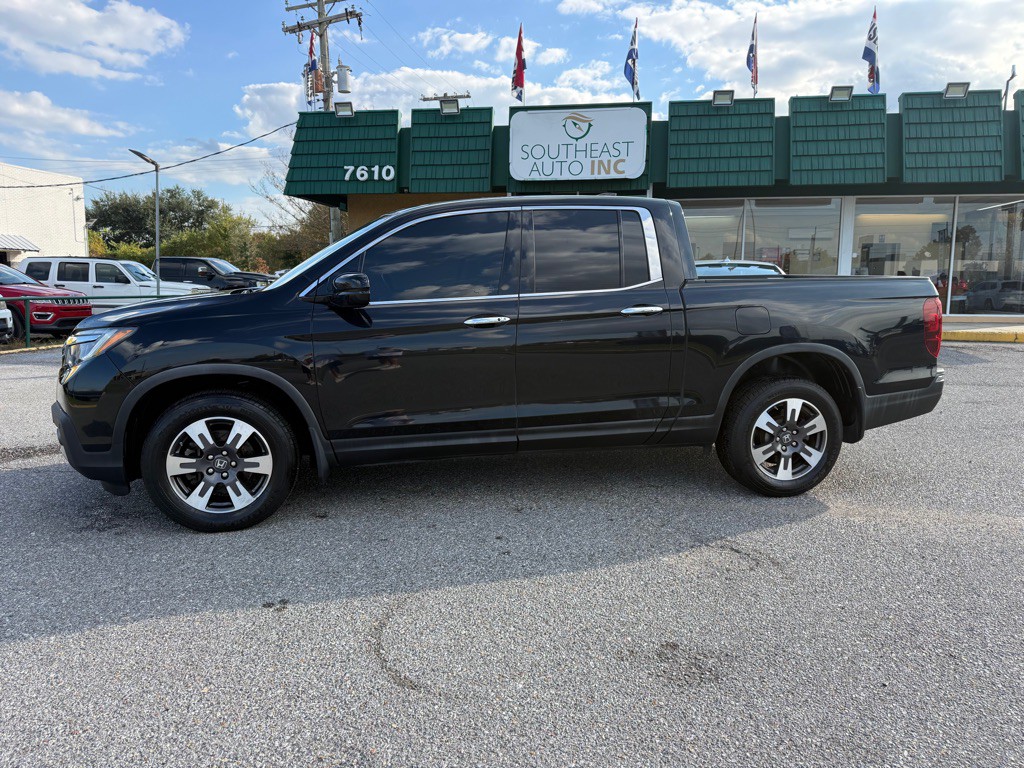 2019 Honda Ridgeline Image 8