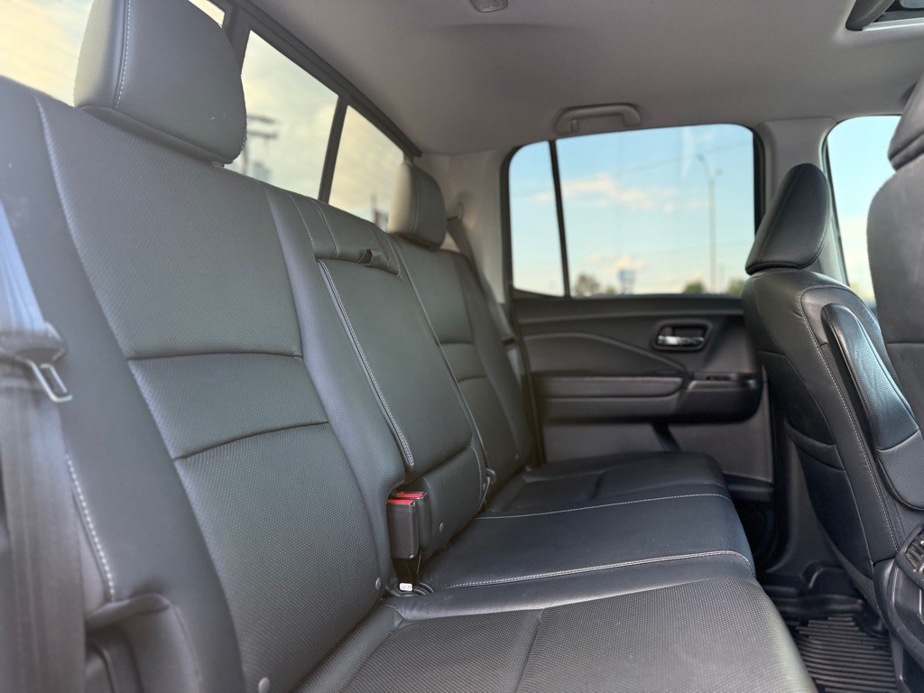 2019 Honda Ridgeline Image 18