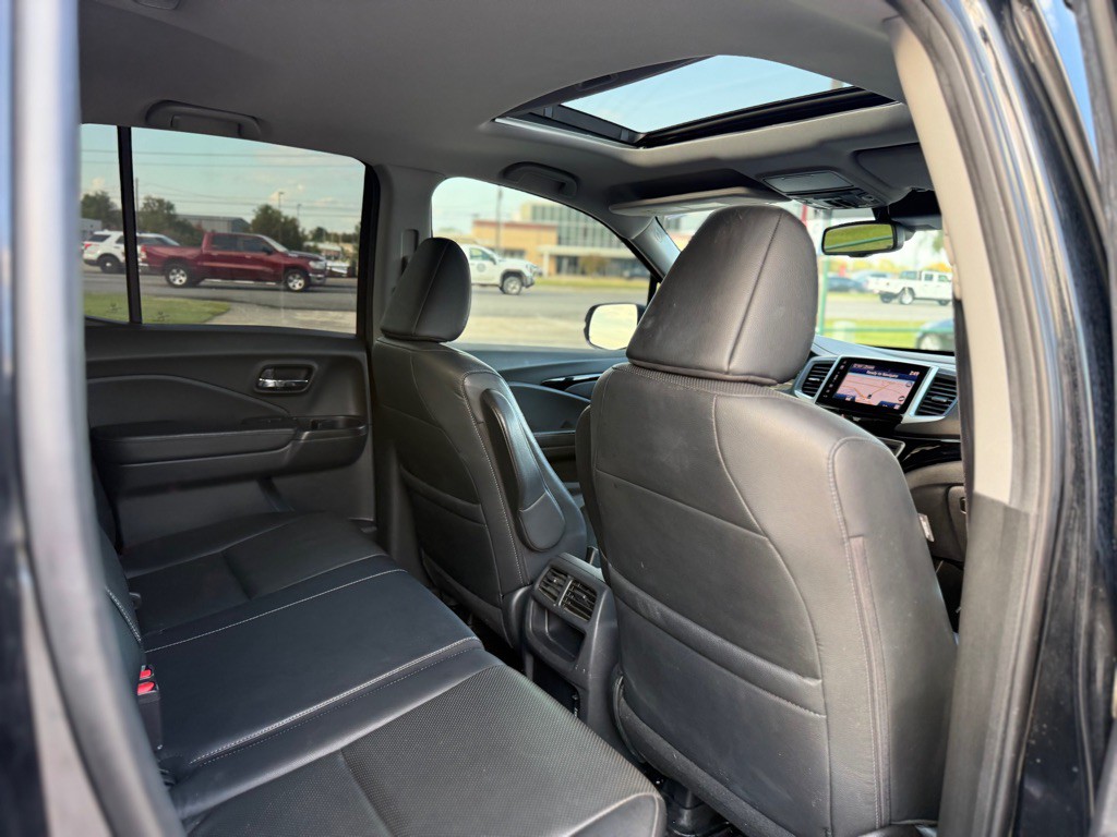 2019 Honda Ridgeline Image 19