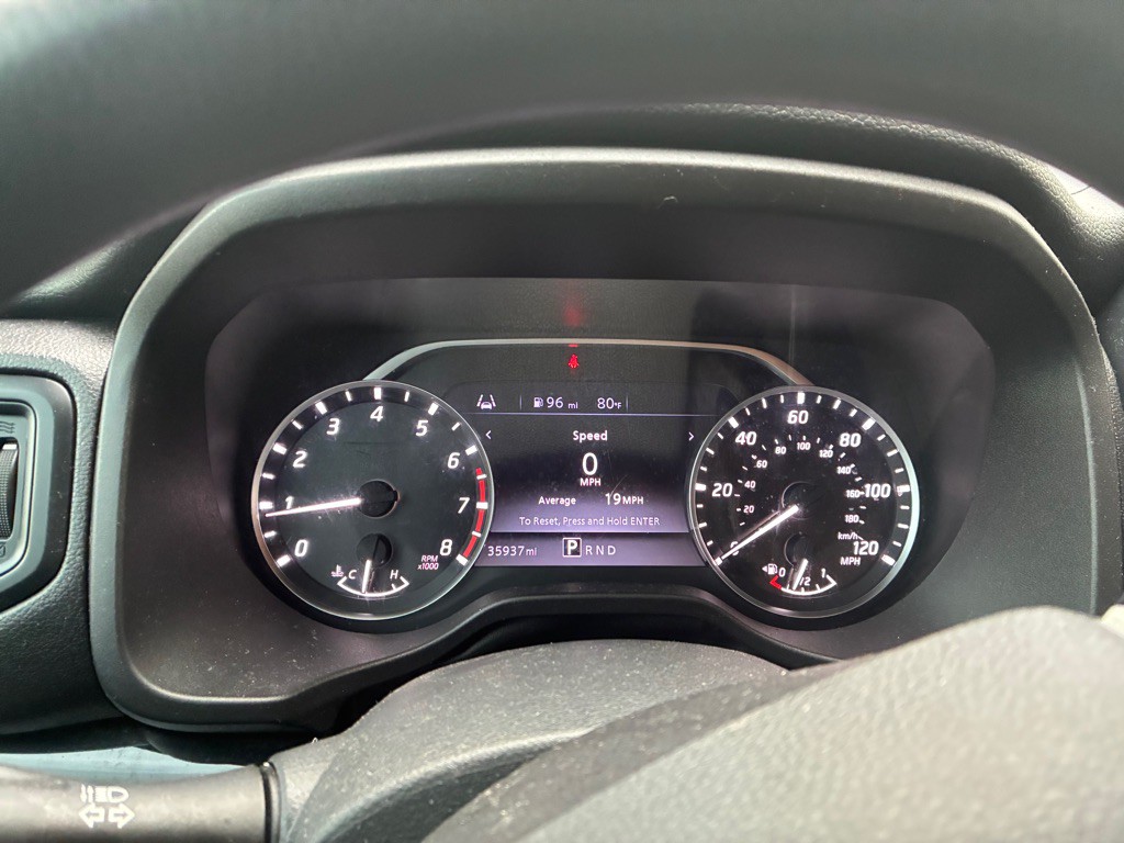 2023 Nissan Titan Image 12
