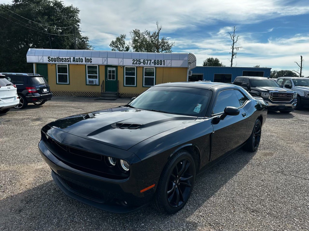 2018 Dodge Challenger Image 1
