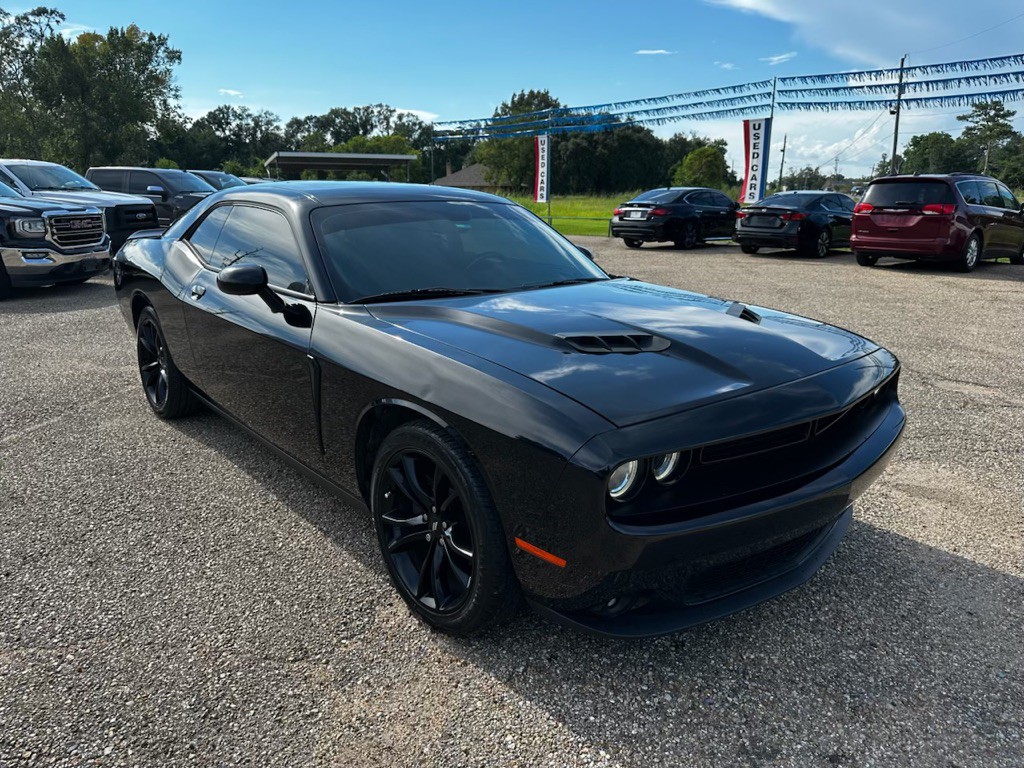 2018 Dodge Challenger Image 3