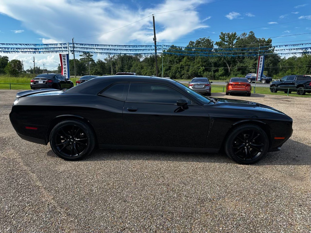 2018 Dodge Challenger Image 4