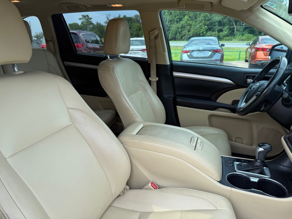 2019 Toyota Highlander Image 16