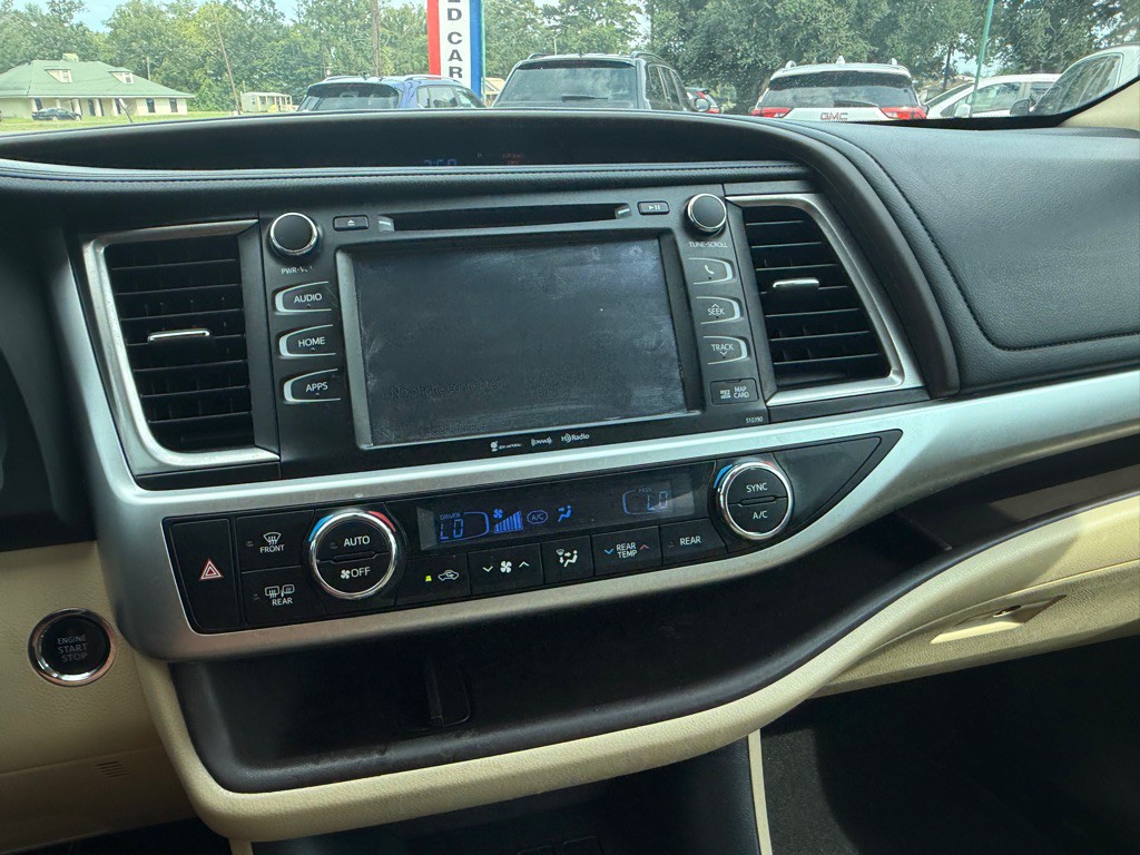 2019 Toyota Highlander Image 18