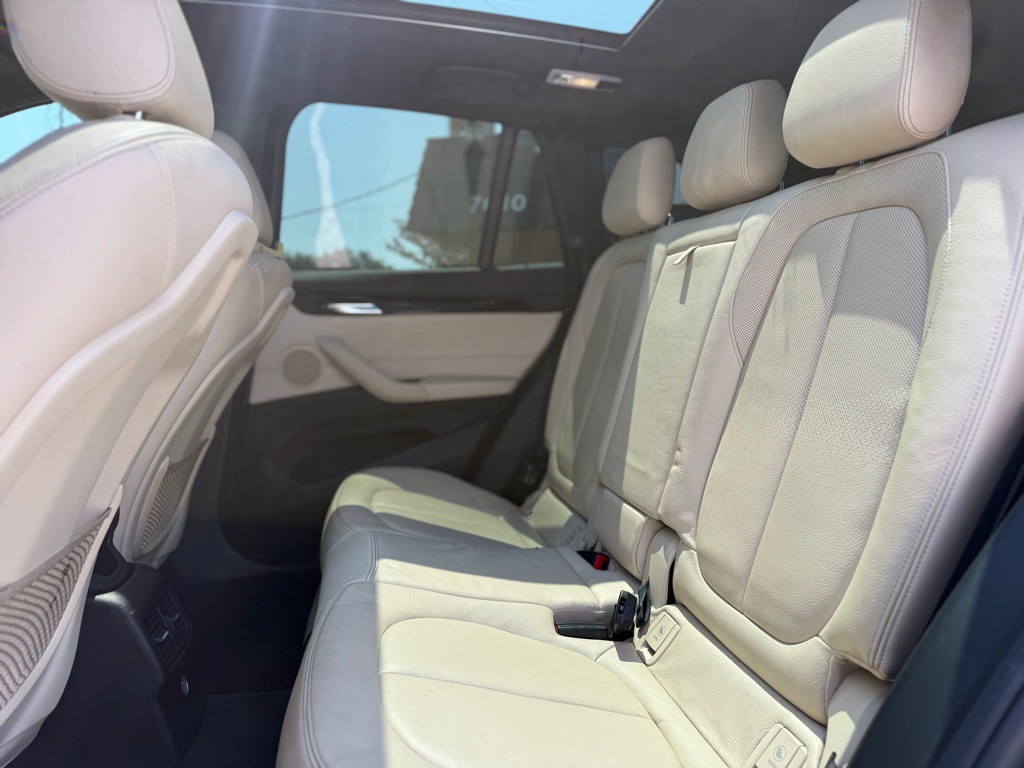 2018 BMW X1 Image 11